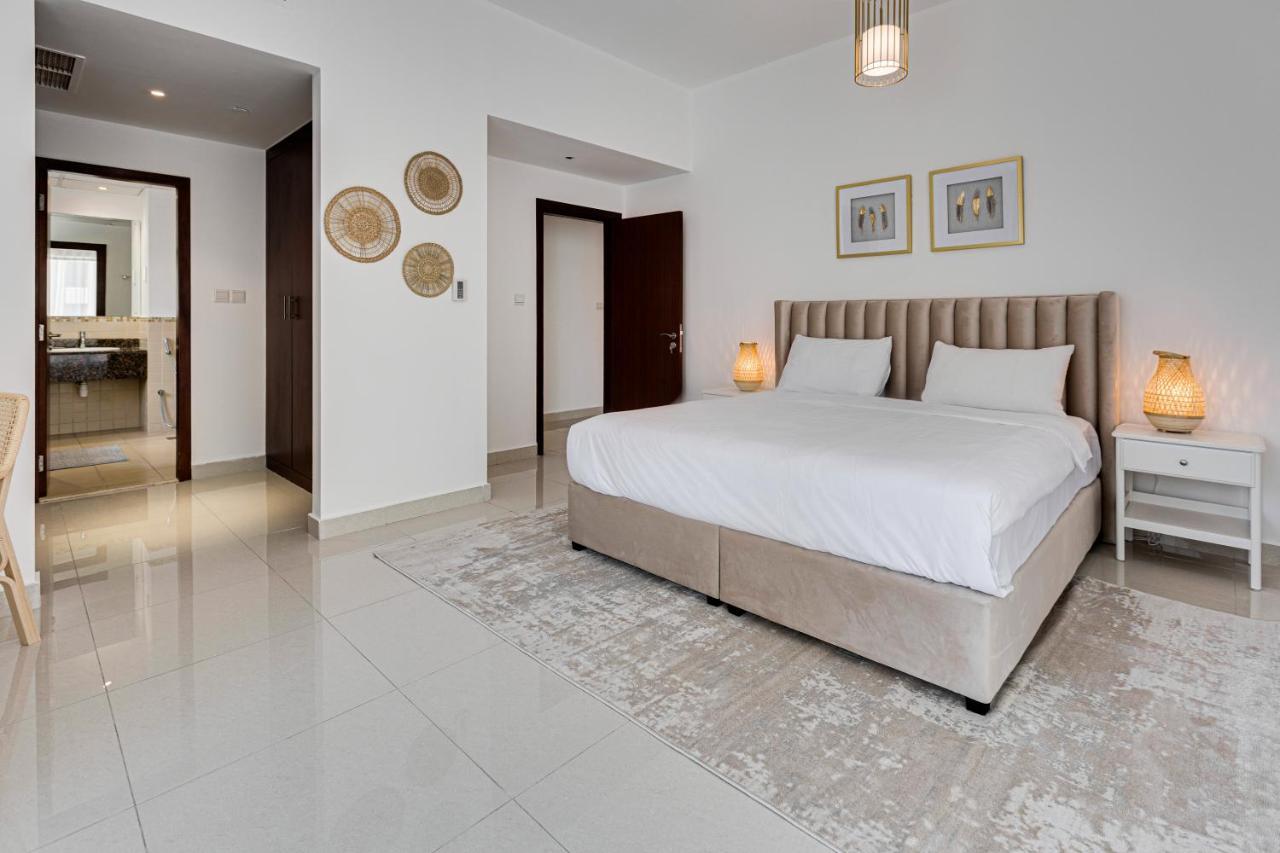 2 Bd Apartment In Bahar Jbr Dubai Bagian luar foto